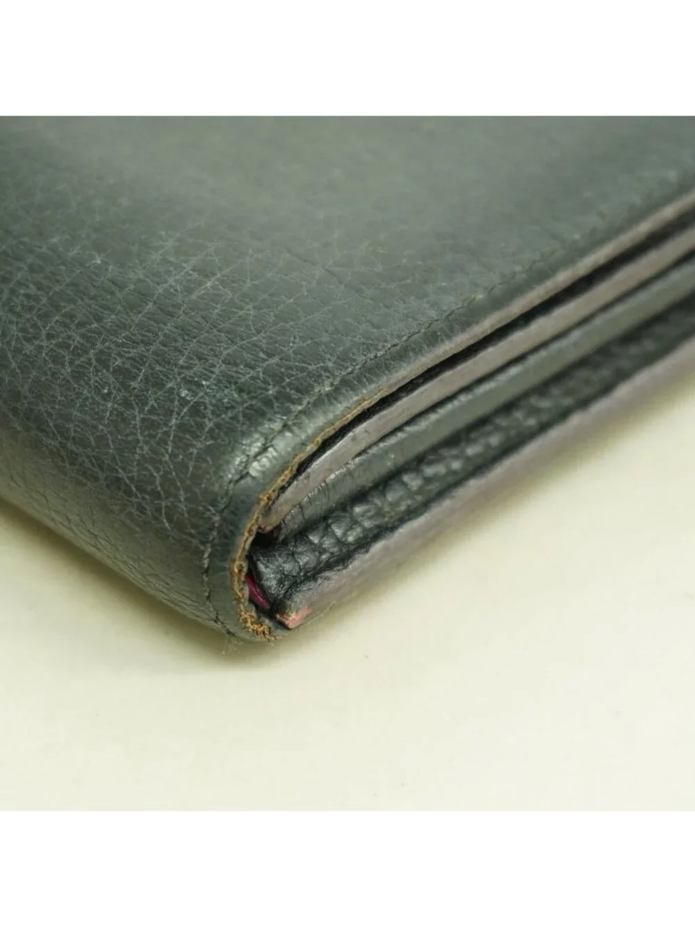 Louis Vuitton Wallet Taurillon Portefeuille Capucines Noir